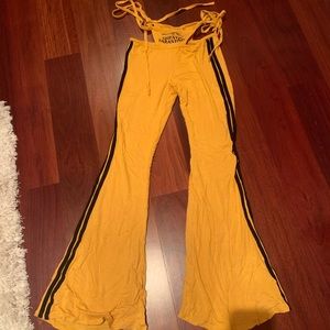 I-Mighty Thong Flare Pants with Detail